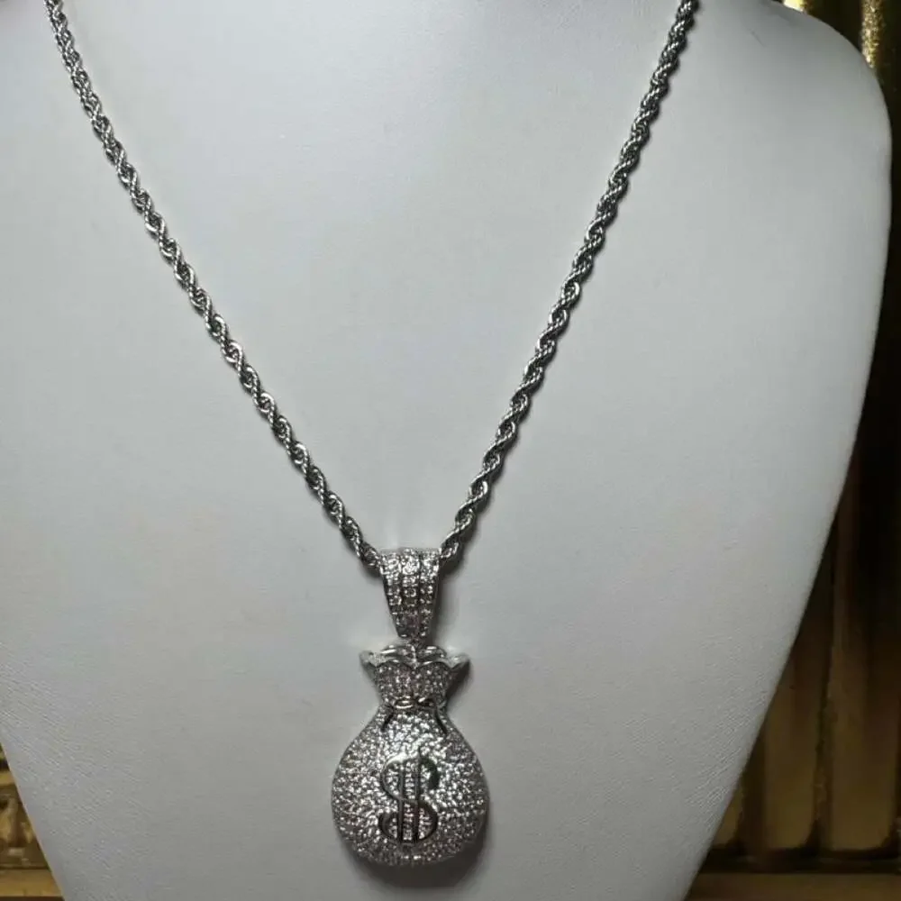 Silver Money Bag Necklace With 7 Ca 6